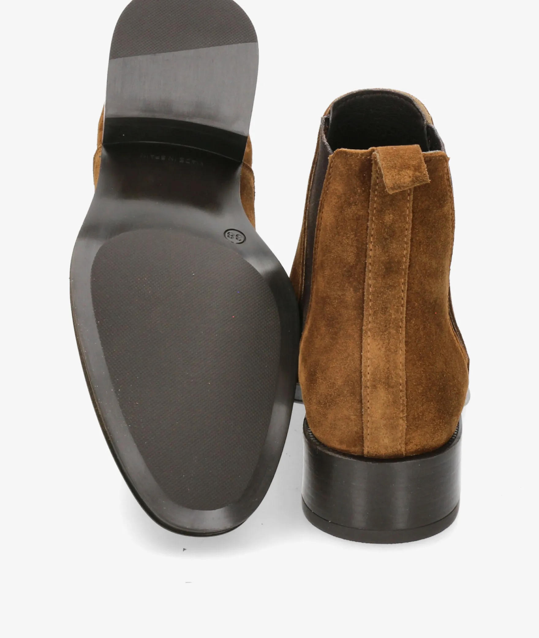 Botines Alpe2349 en serraje cuero