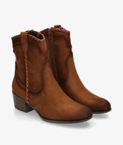 Botines Amarpies29505 en cuero