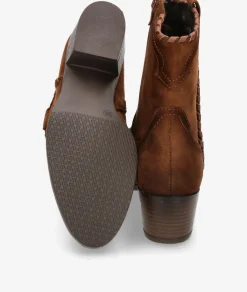 Botines Amarpies29505 en cuero