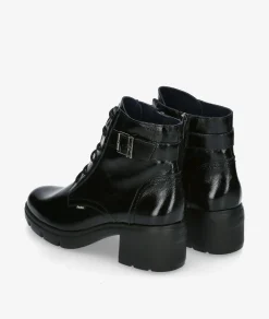Botines FluchosF2107 en charol negro