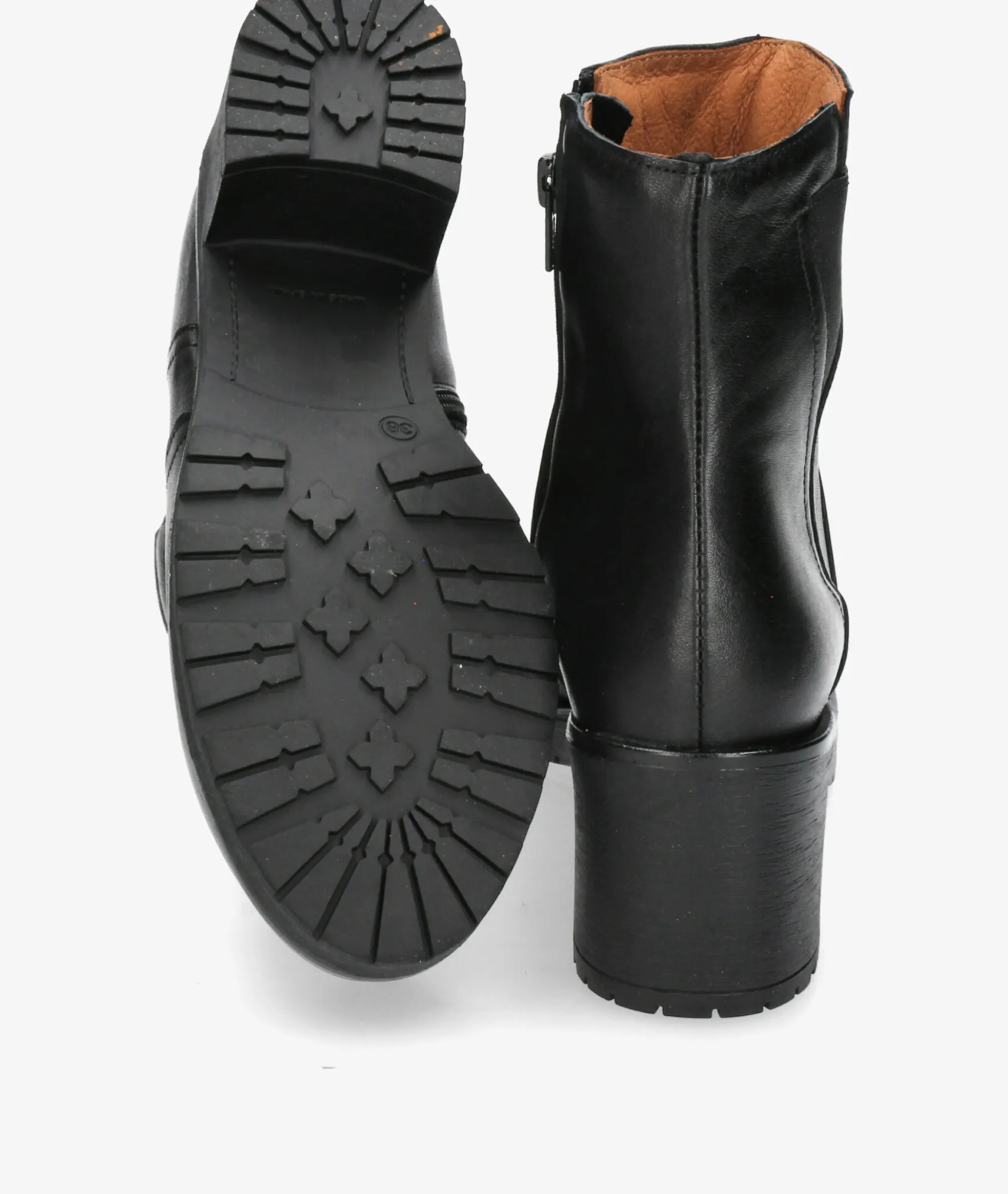 Botines pabloochoa.shoes40214 en negro