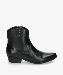 Botines pabloochoa.shoesCALIOPE SB TACHAS en negro