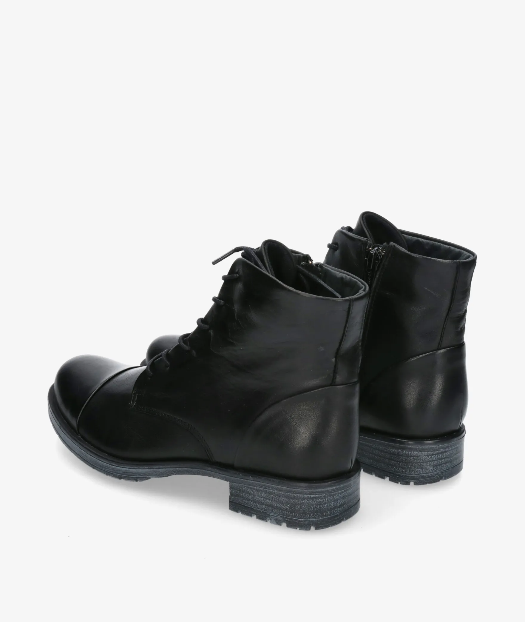 Botines TraverisIB18246 en negro
