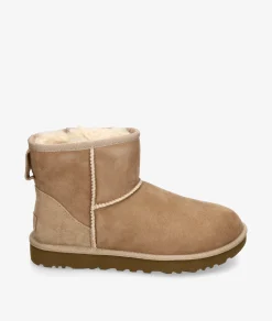 Botines UGGCLASSIC MINI II en beige