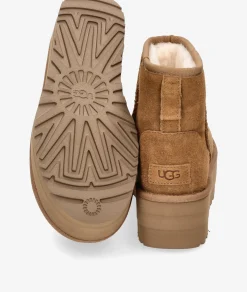 Botines UGGCLASSIC MINI PLATFORM en cuero