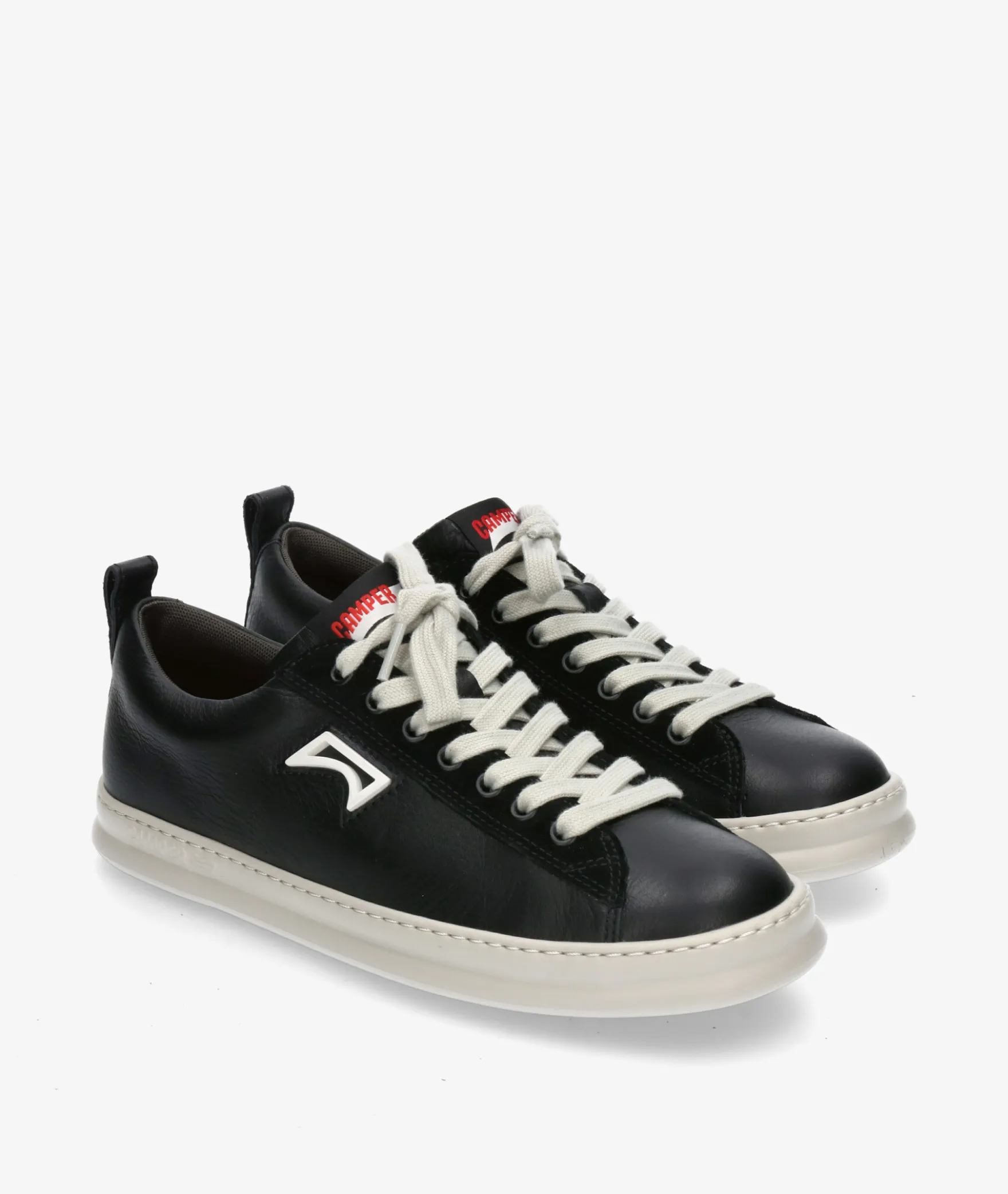 Deportivos CamperK101052 en negro