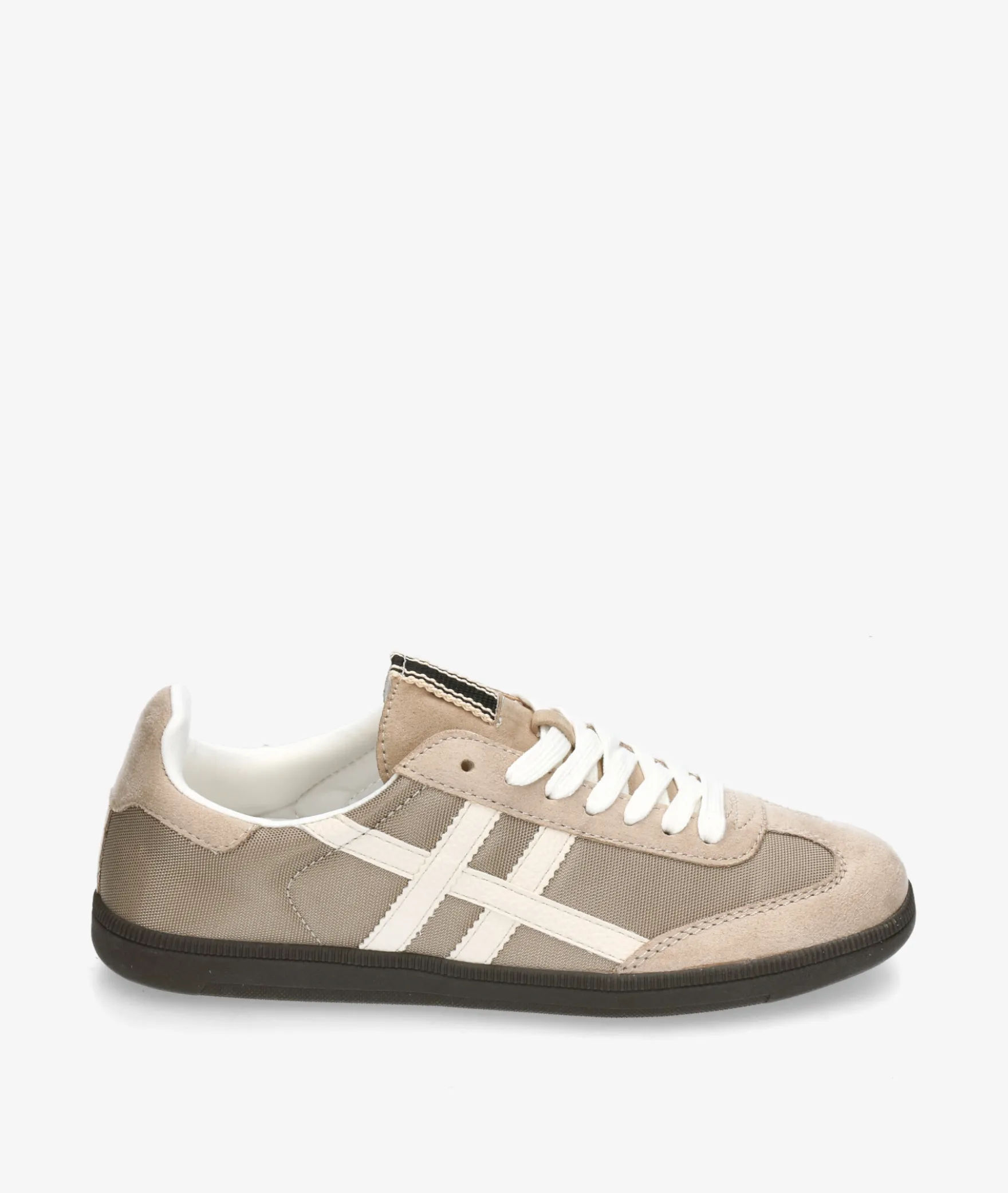 Deportivos CORINAM5520 en beige