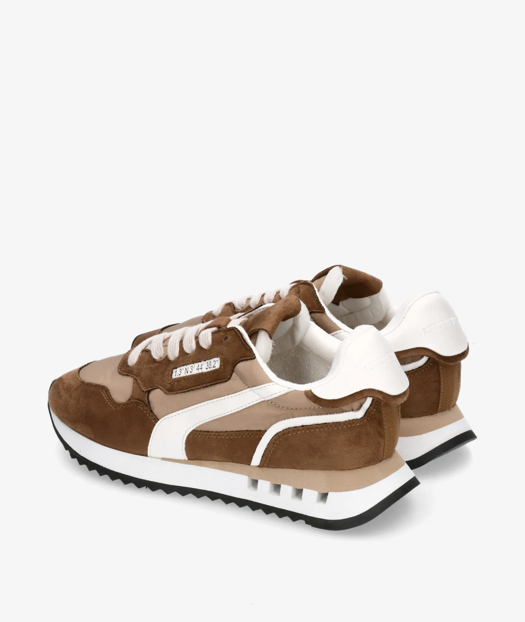 Deportivos CORINAM5580 en beige