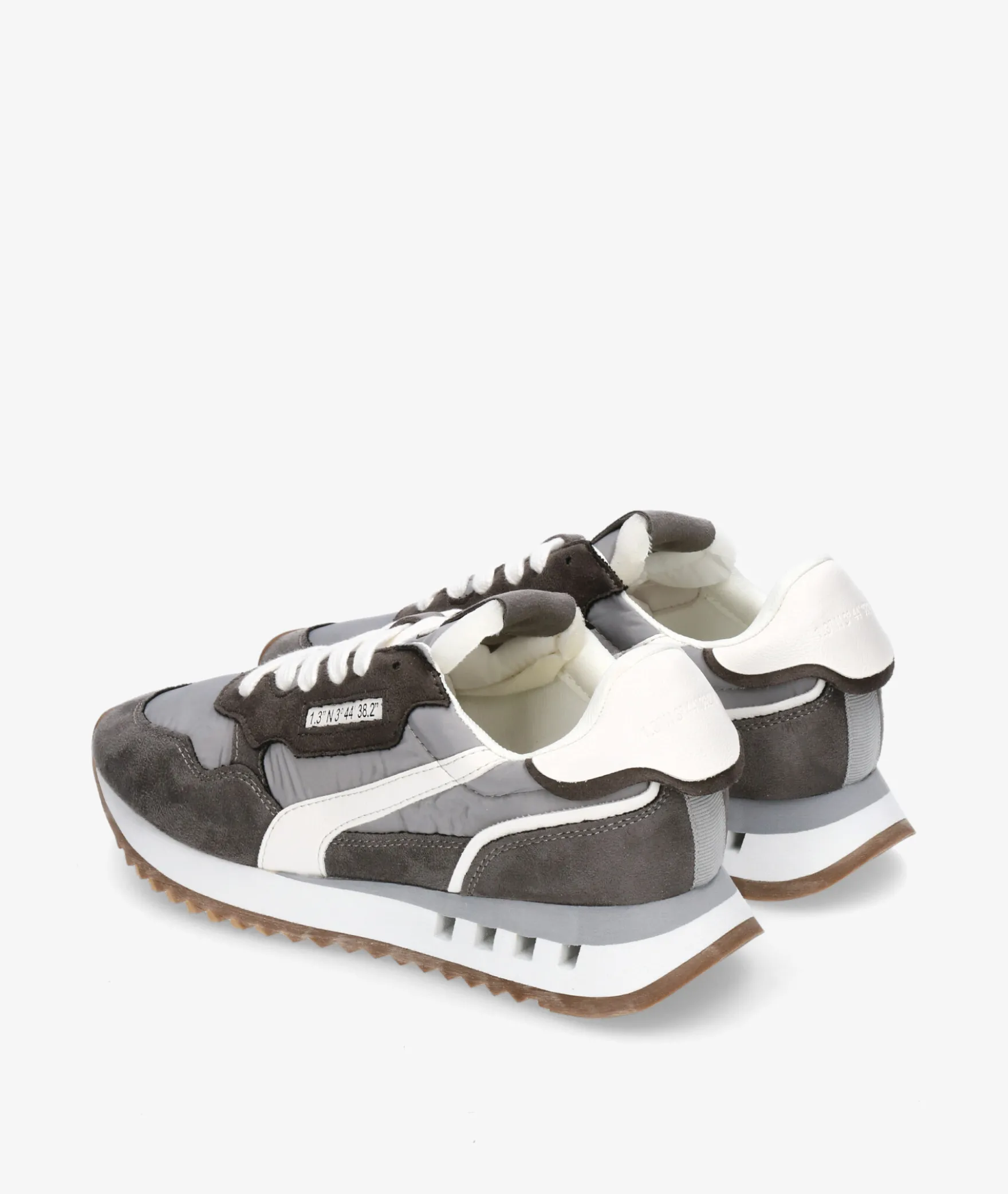 Deportivos CORINAM5580 en gris