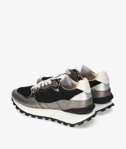 Deportivos CORINAM4545 en negro