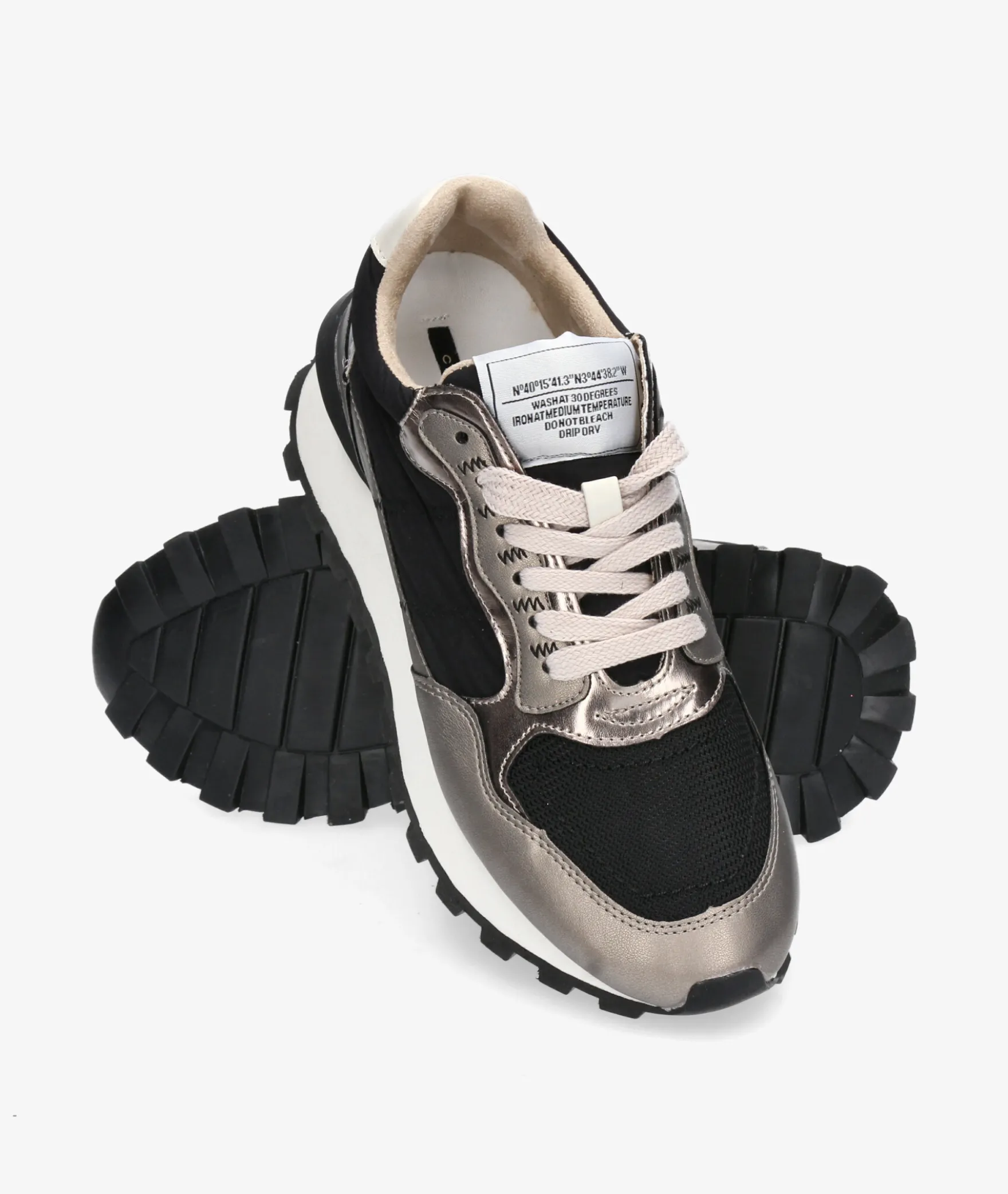 Deportivos CORINAM4545 en negro