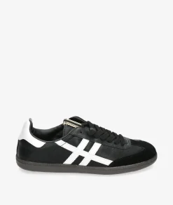 Deportivos CORINAM4505 en negro