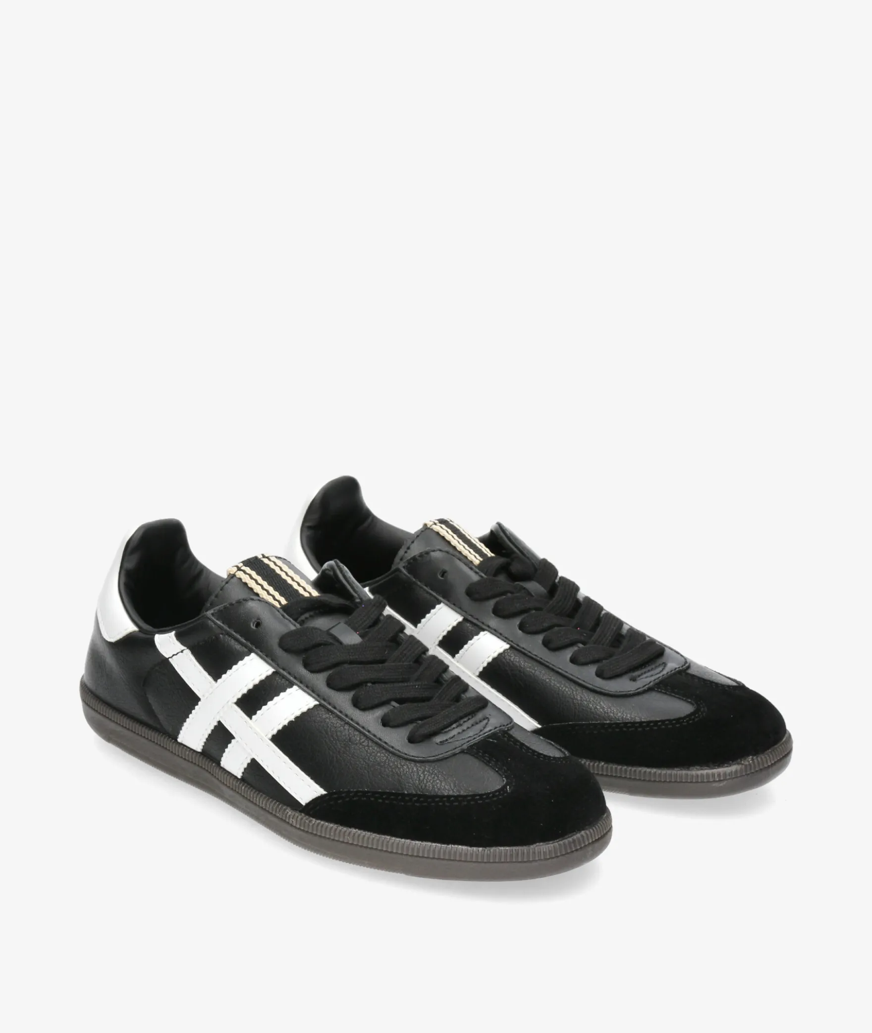 Deportivos CORINAM4505 en negro