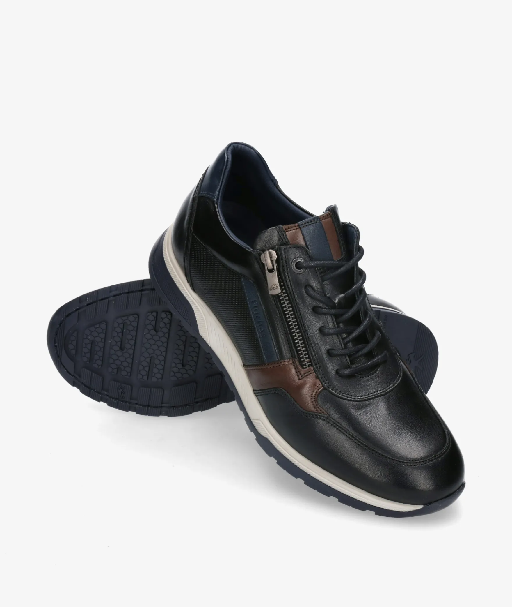 Deportivos FluchosF1600 en negro
