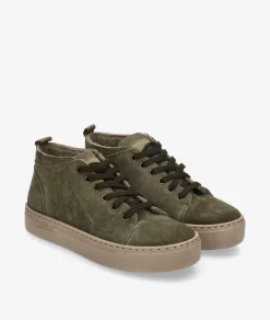 Deportivos Natural World6122 en serraje kaki