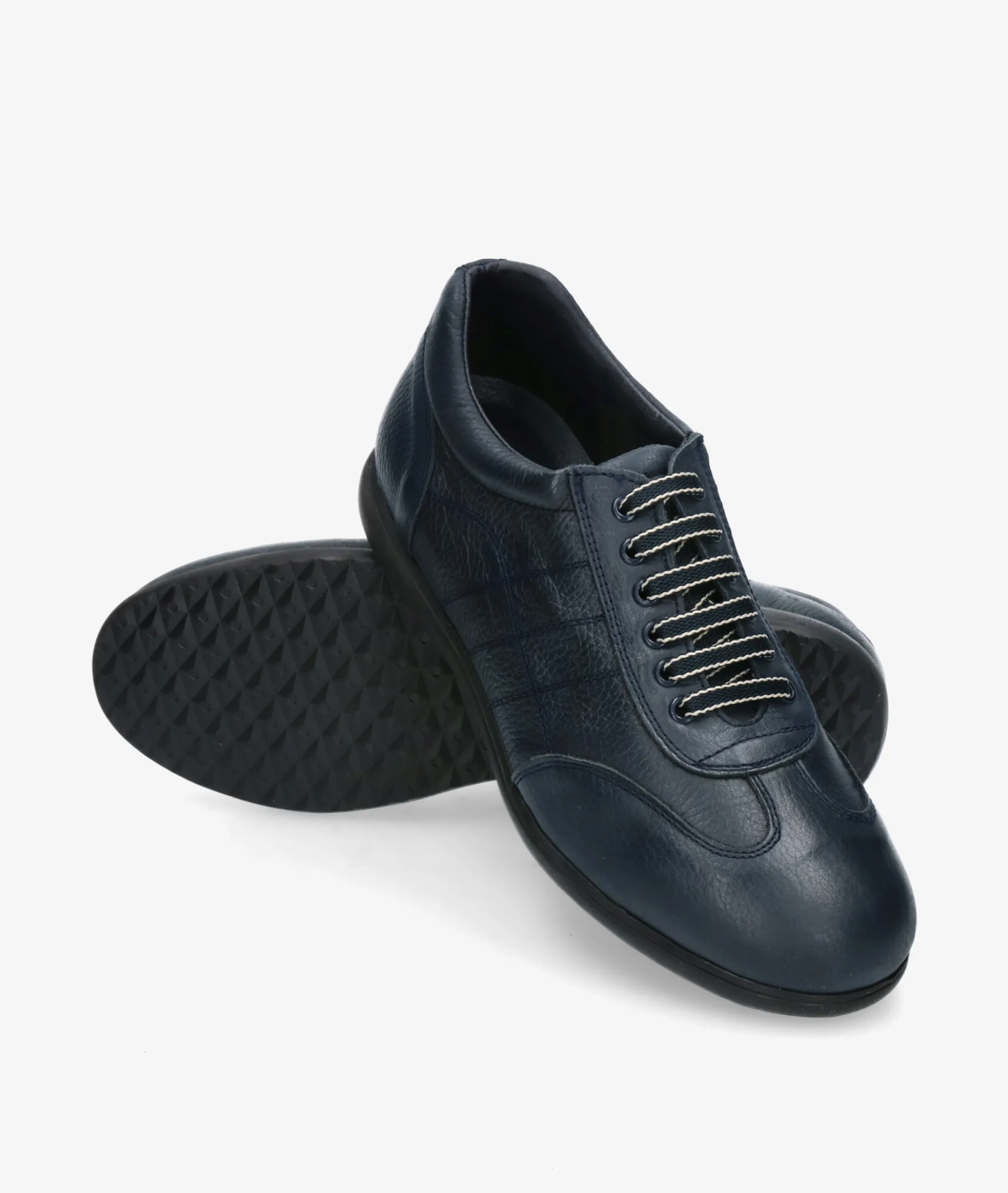 Deportivos Traveris24102 en azul marino