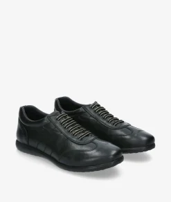 Deportivos Traveris24102 en negro