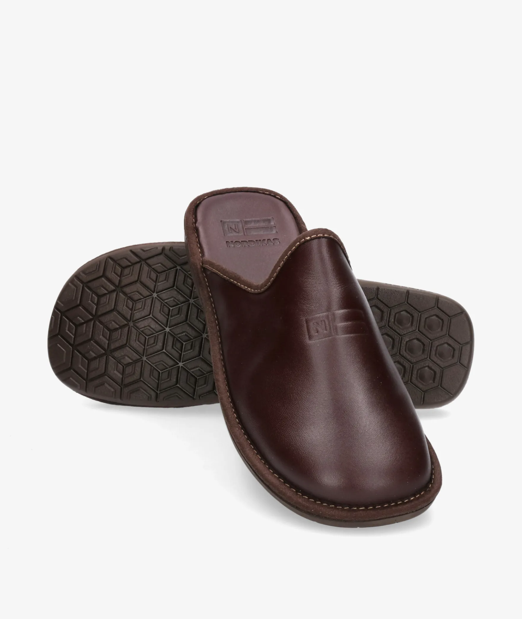Zapatillas de casa Nordikas188/F en burdeos