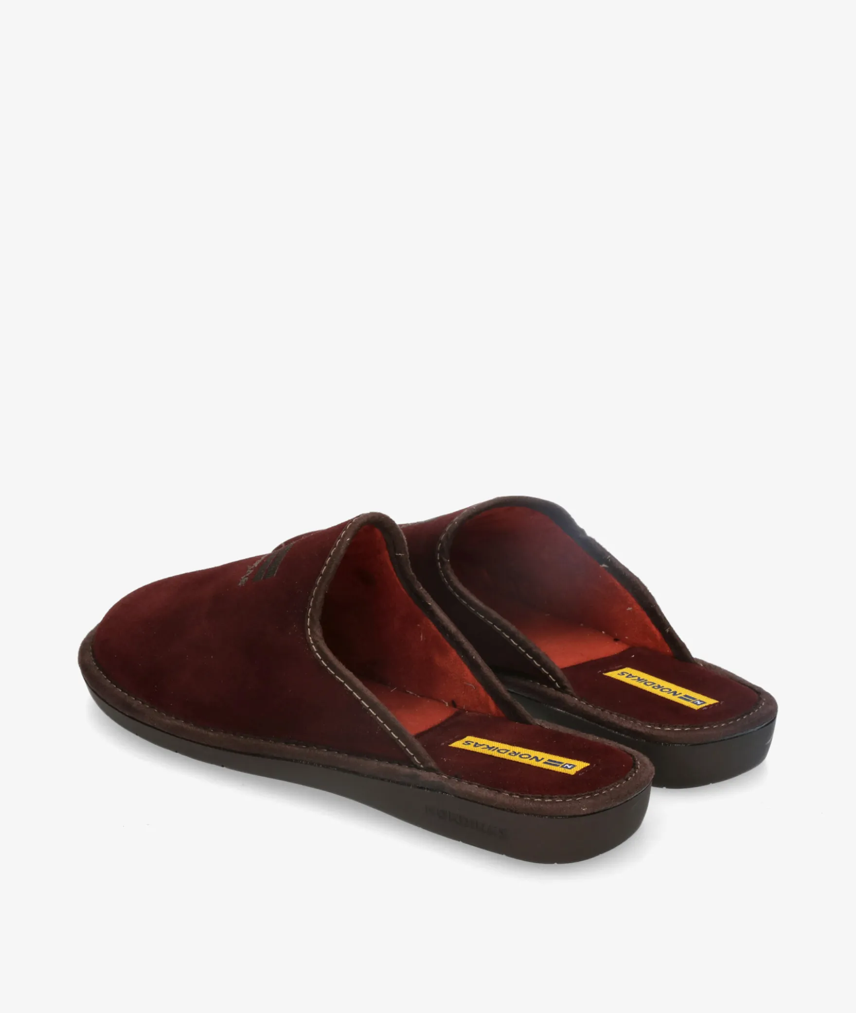 Zapatillas de casa Nordikas236/F en serraje burdeos