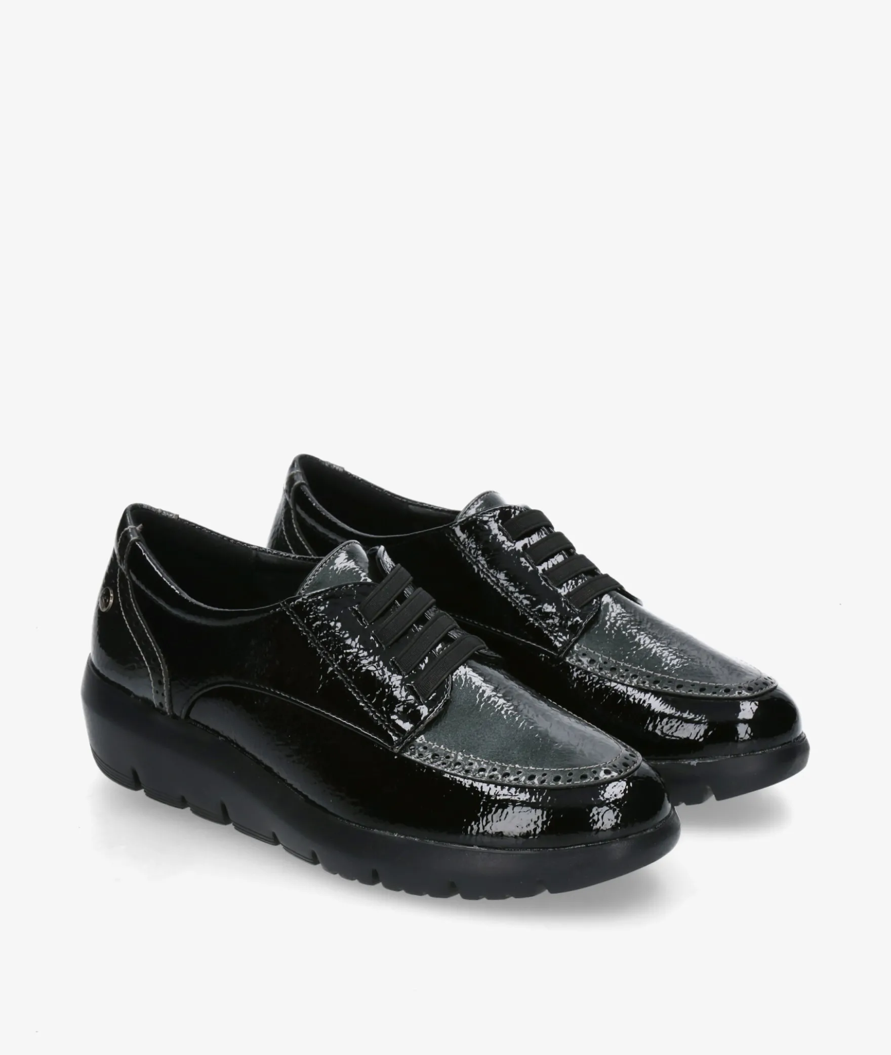 Zapatos confort Amarpies 29308 en charol negro