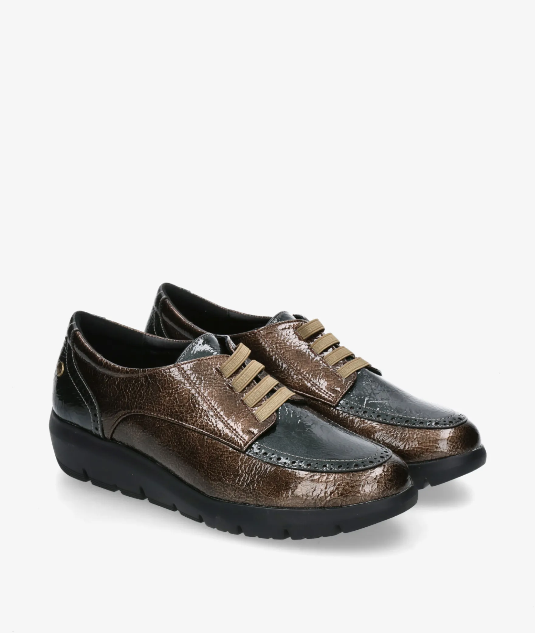 Zapatos confort Amarpies 29308 en charol marrón